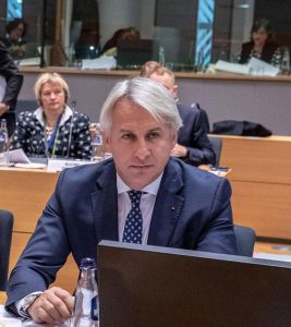 Victor Ponta, candidat la Președinția României, propune reforme pentru turism și vouchere de vacanță, cu Eugen Teodorovici în echipă