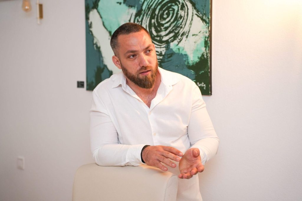 De ce Re-Vio nu este doar un tratament, ci o misiune pentru George Reteșan
