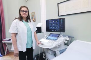 PRP în ginecologie: tratament sigur sau procedură experimentală? Dr. Lorena Turculeț analizează dovezile